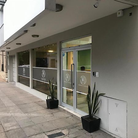 Hotel Plaza Italia Zárate エクステリア 写真