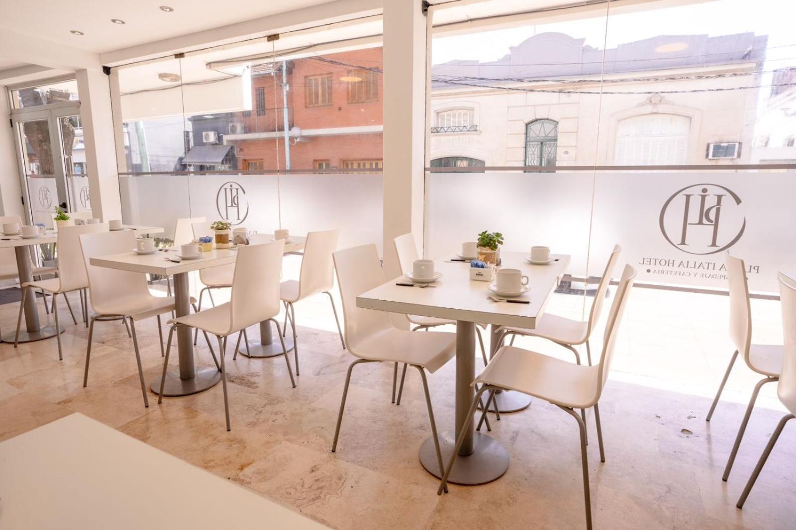 Hotel Plaza Italia Zárate エクステリア 写真